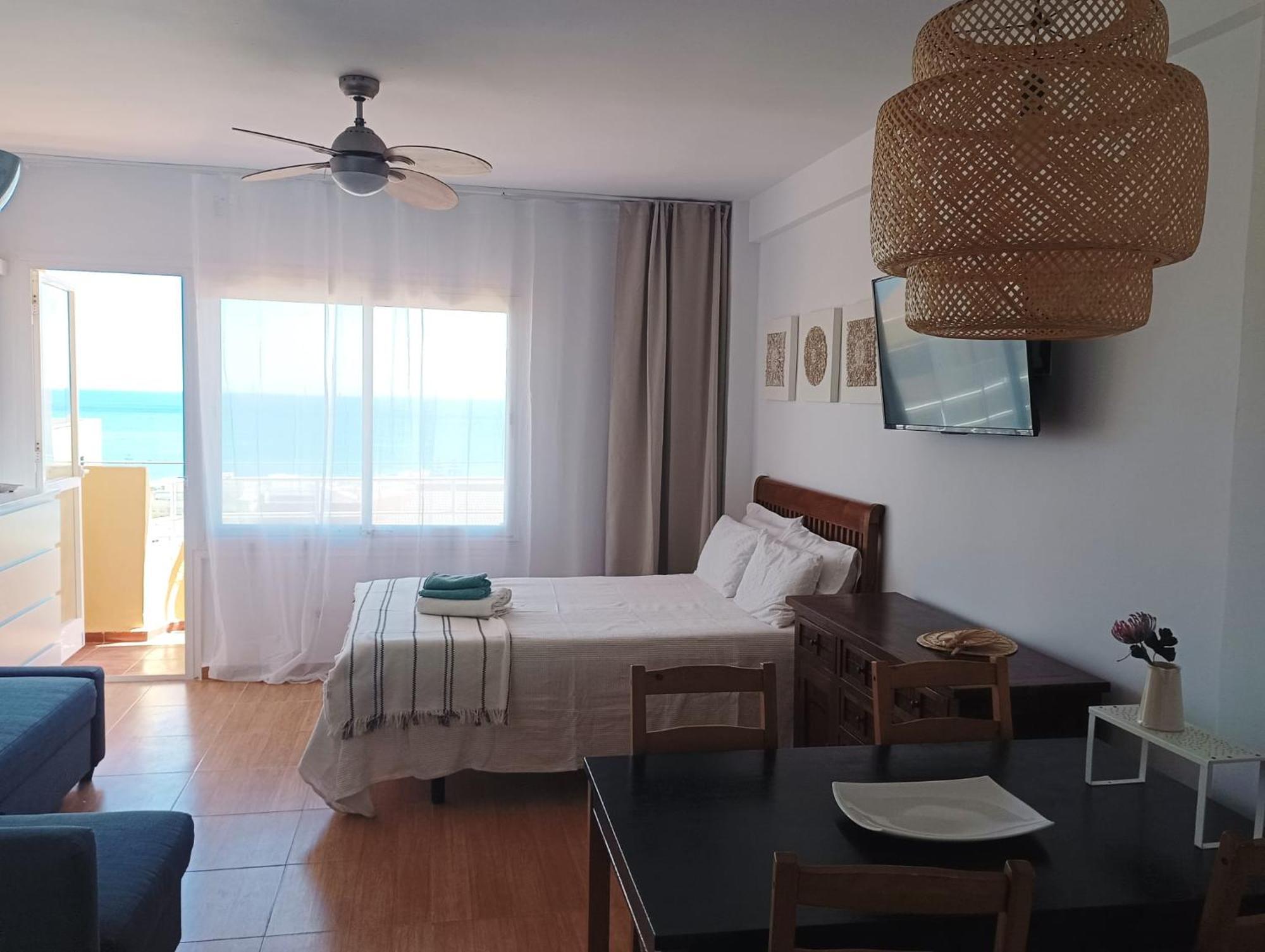 Club Bellavista - Apartamento Con Vistas Al Mar Torremolinos Dış mekan fotoğraf